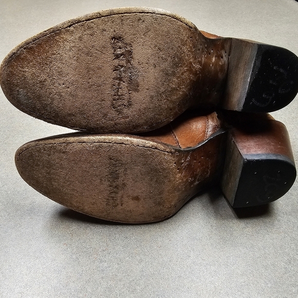 Shyanne Millie Floral Embroidered Booties Round Toe size 6.5 - Picture 9 of 12